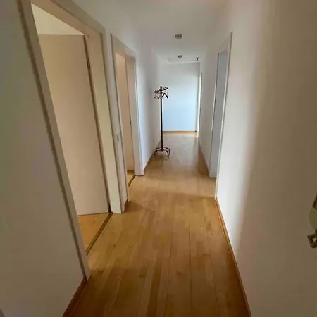 Apartamento Schoenes Dachapartment - Ideal Fuer Dienstreisen Gütersloh